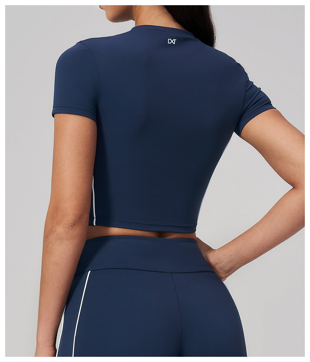 The Line Crop Tee Navy