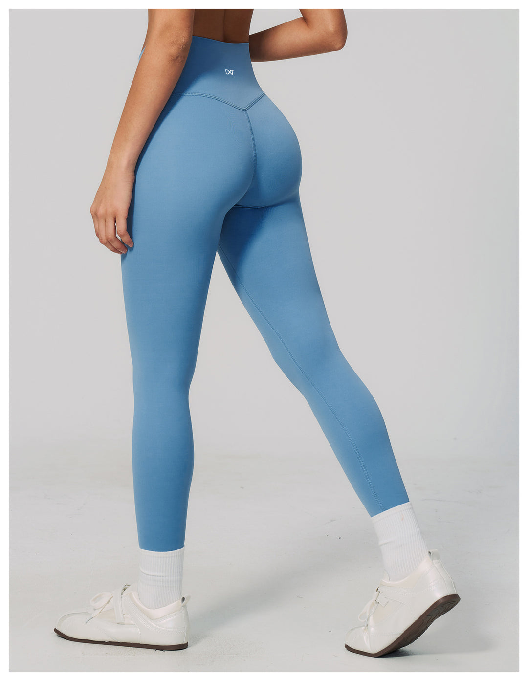 The Contour Legging Coastal Blue
