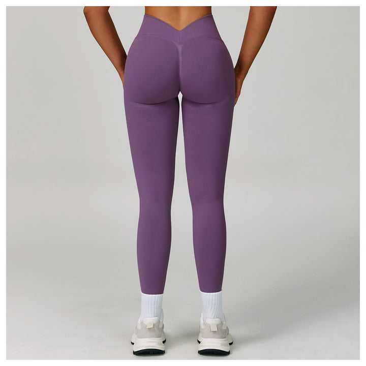 The V-Back Scrunch Legging Plum