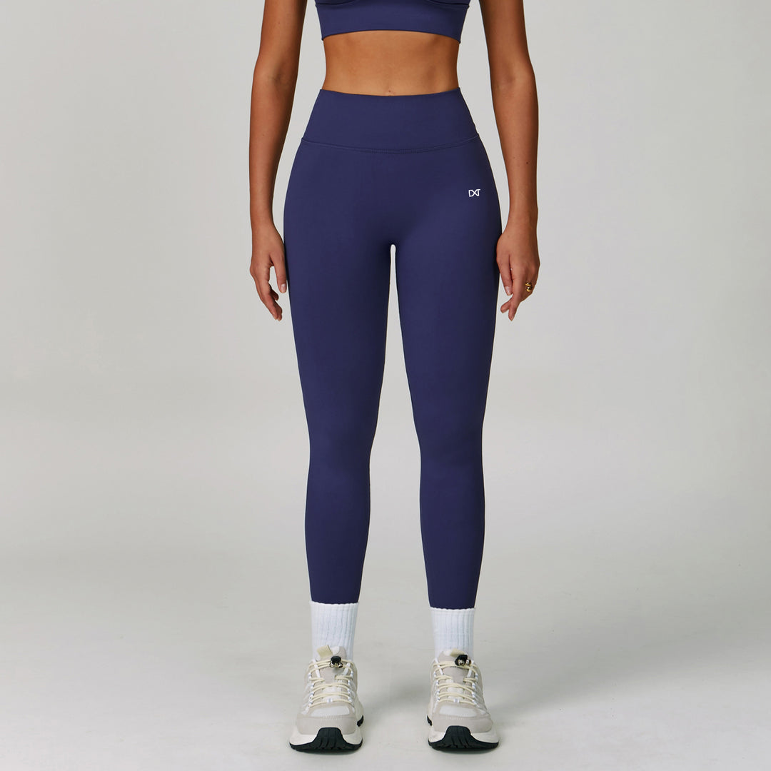 The V-Back Scrunch Legging Navy