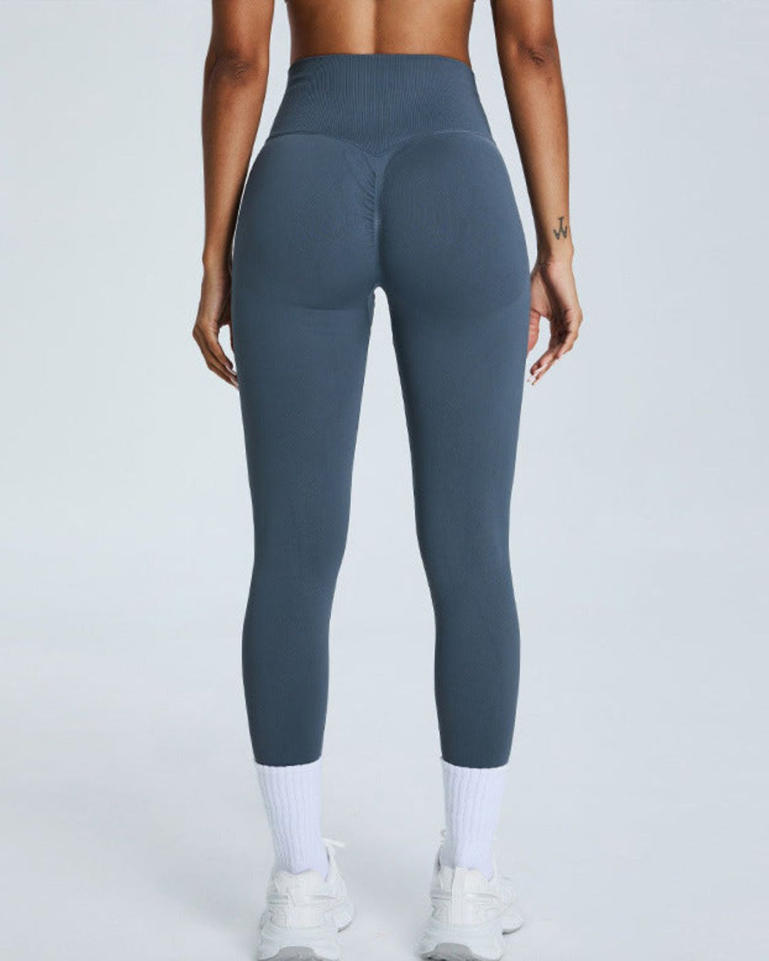 The Core Sculpt Scrunch Leggings Blue