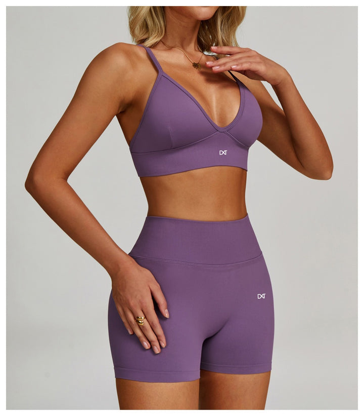 The V-Back Scrunch Shorts Plum