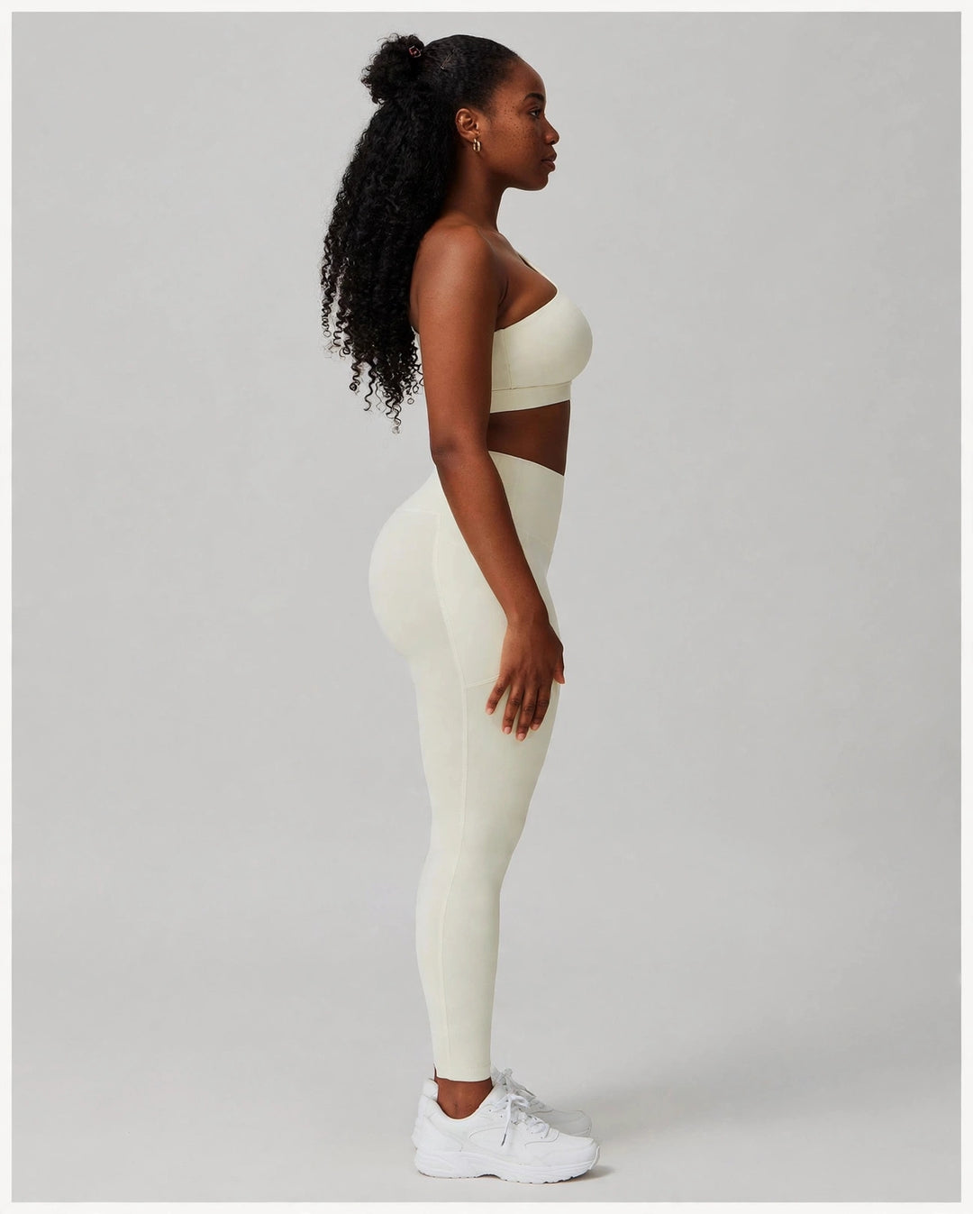 The Frame Pocket Leggings Cream