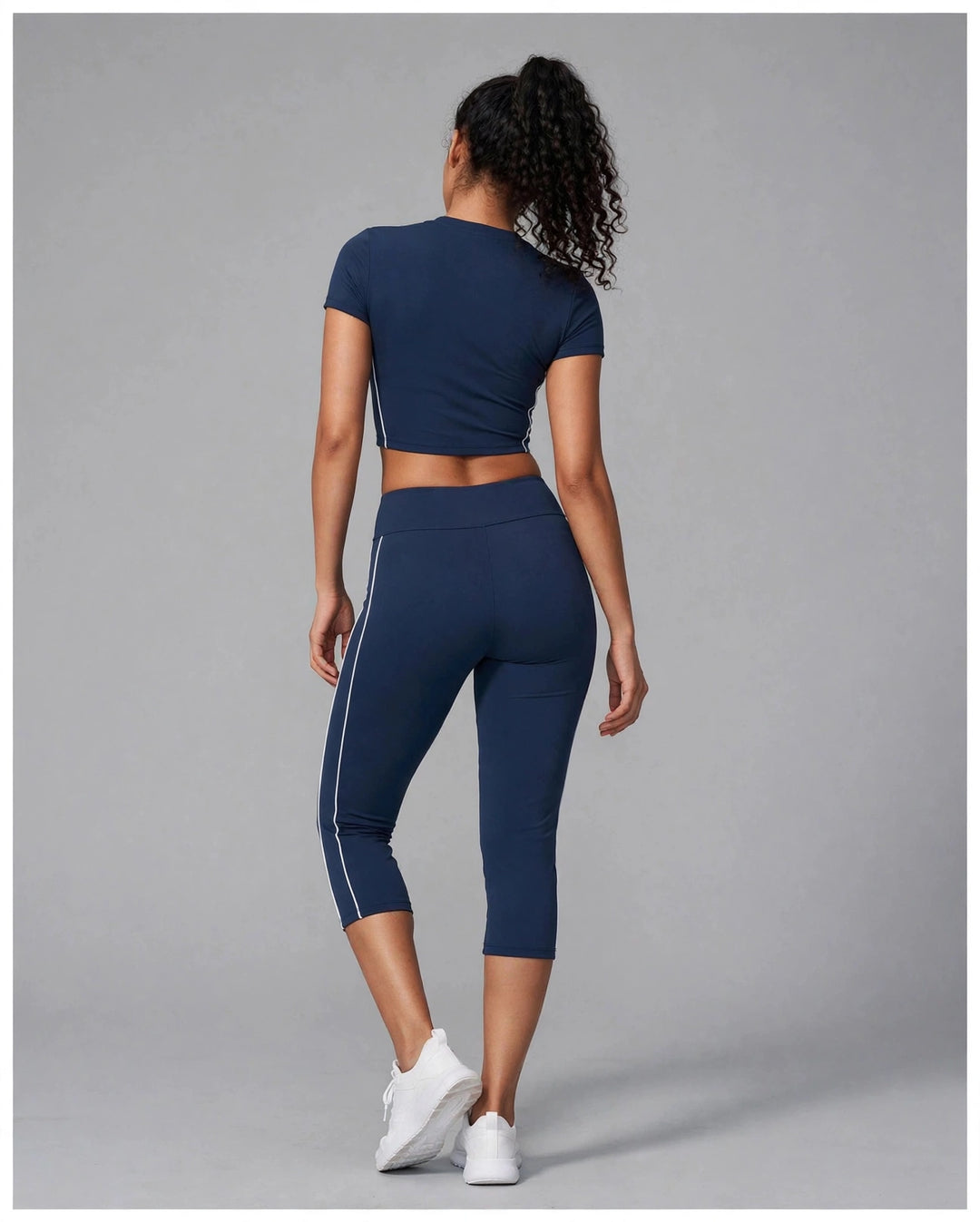 The Line Crop Tee Navy