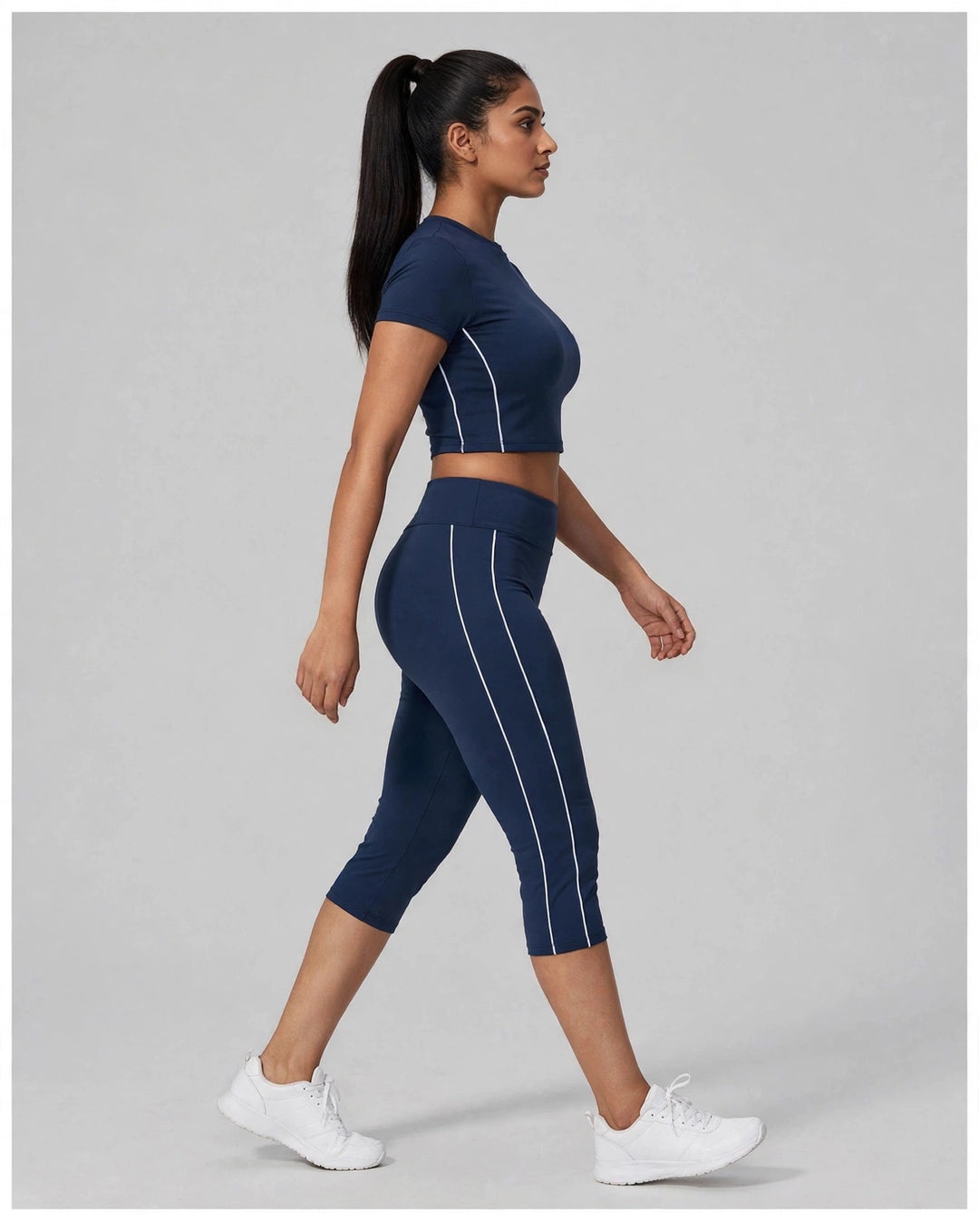 The Line Crop Tee Navy