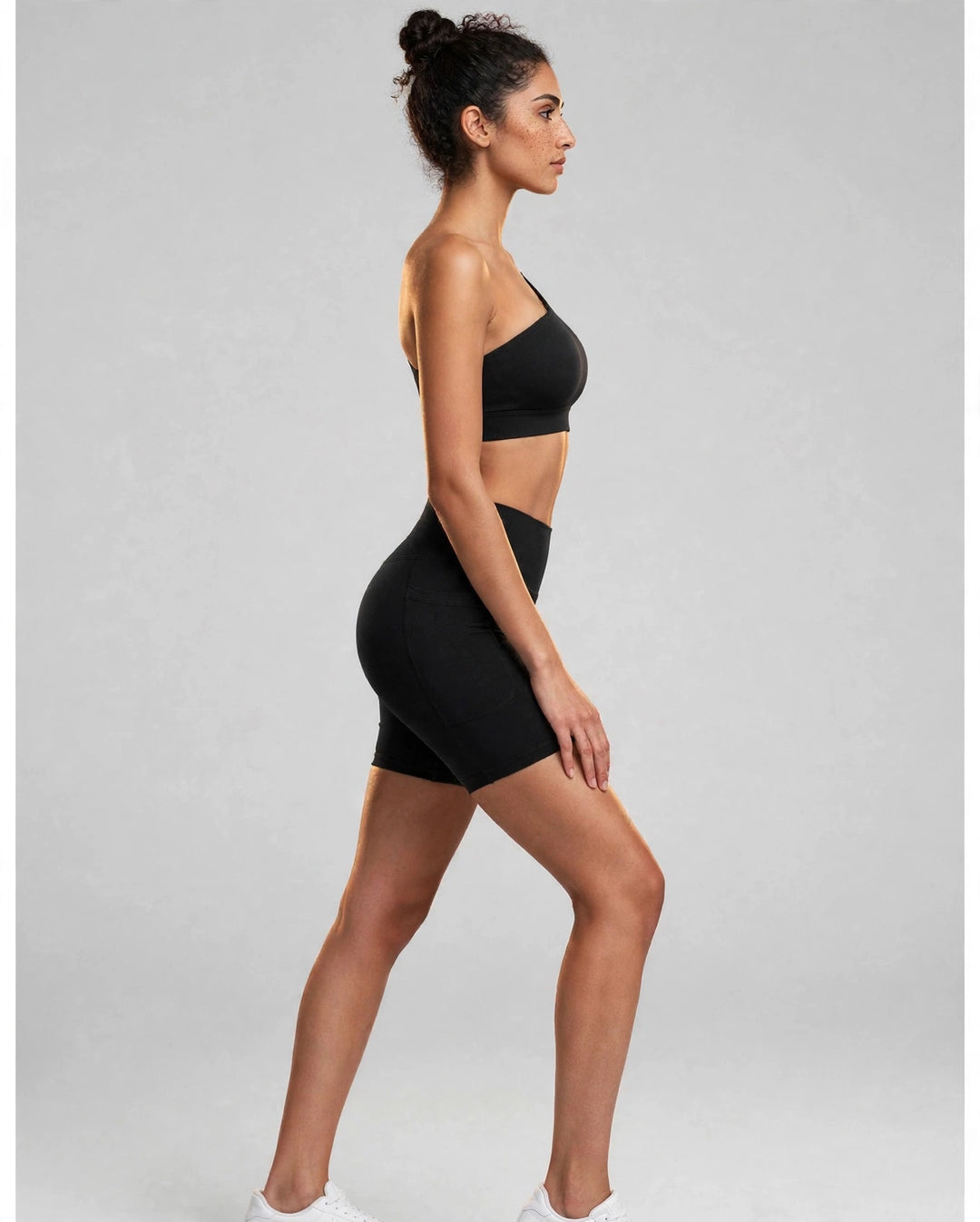 The Frame Pocket Shorts Black