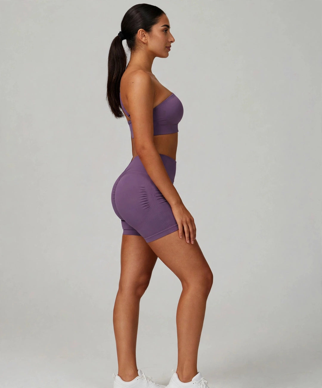 The V-Back Scrunch Shorts Plum